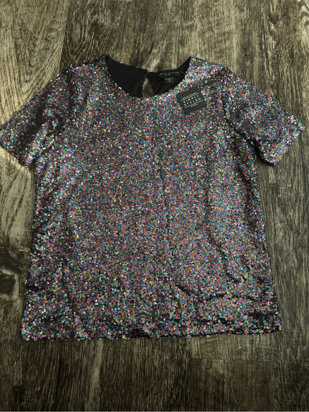 Simply Styled Multicolor Sequin Short-Sleeve Top